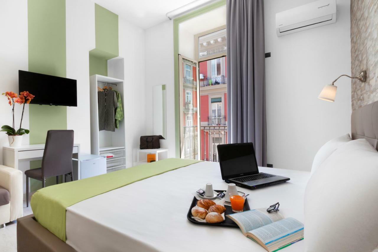 Rainbow Napoli Bed & Breakfast Exterior foto